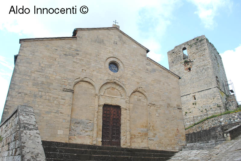 MONTECASTELLI PISANO: CHIESA SS. FILIPPO E GIACOMO E TORRE DEI PANNOCCHIESCHI